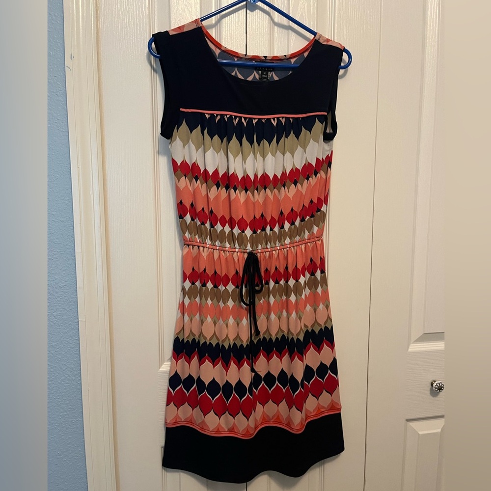 Summer sleeveless dress. Elastic Tie waist  size 4